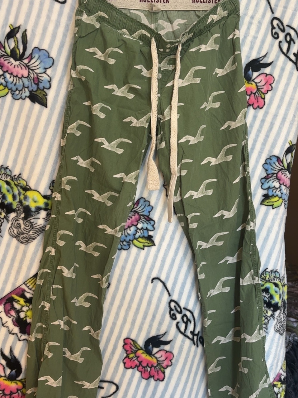 Hollister Olive Green Seagull Print Joggers